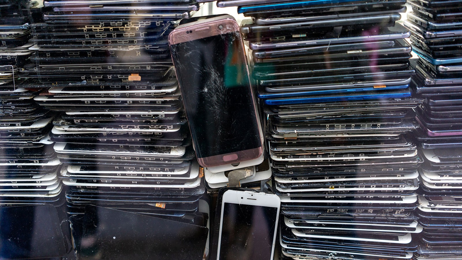 古いスマホを活用した宅内サーバー