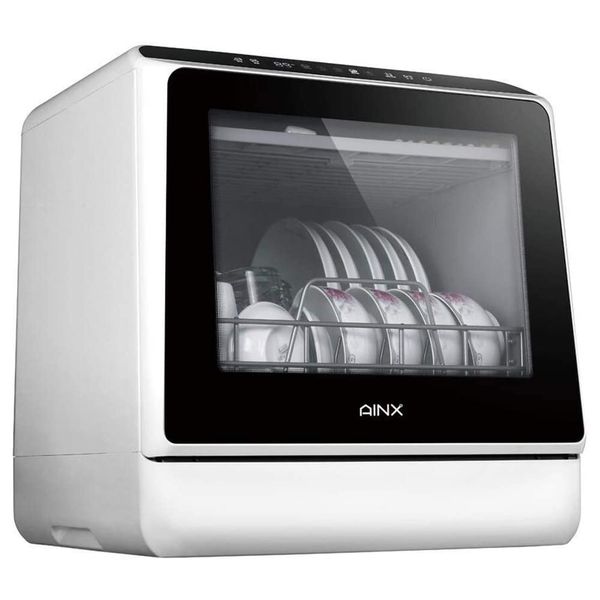 食器を収納したAINX AX-S3W卓上型食器洗い乾燥機